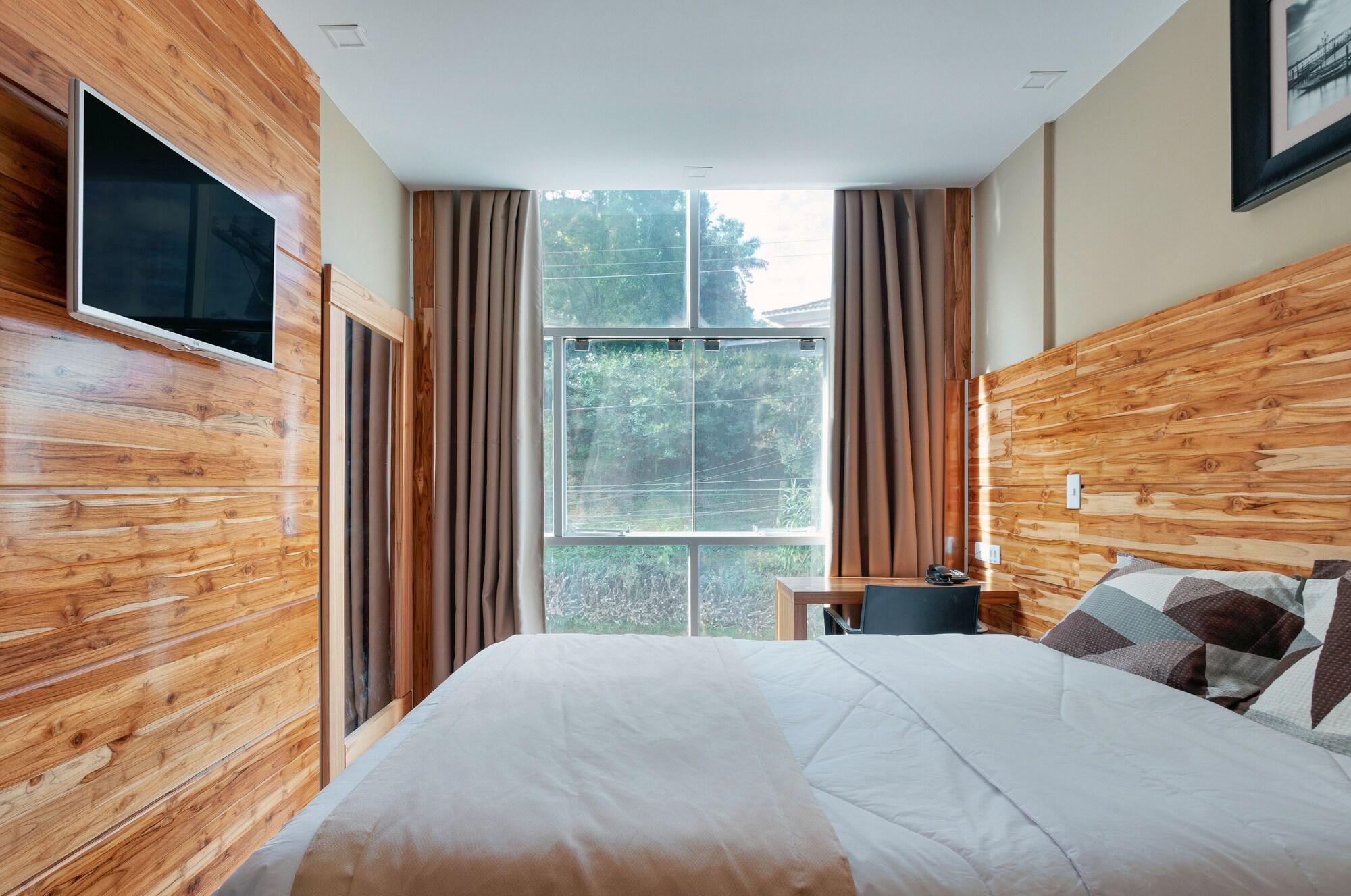 Hotel Petropolis Inn Dış mekan fotoğraf